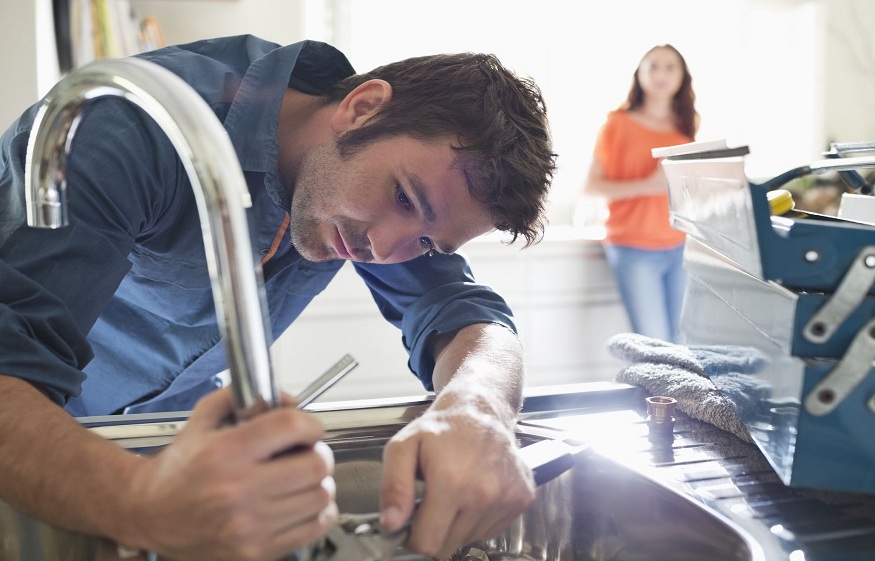 WHAT DOES THE JOB OF PLUMBER CONSIST OF?